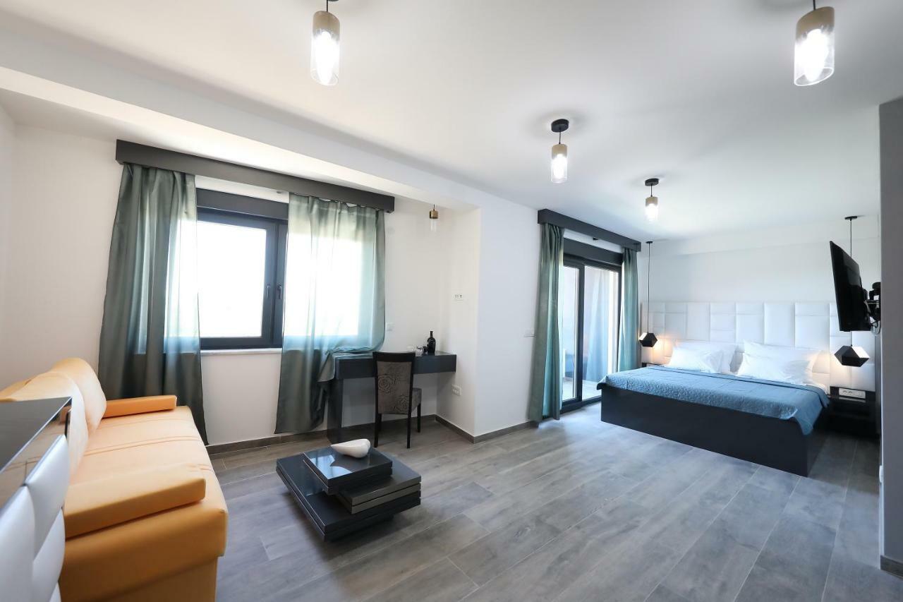 Boutique Residence Cosmopolis Bibinje Exterior foto